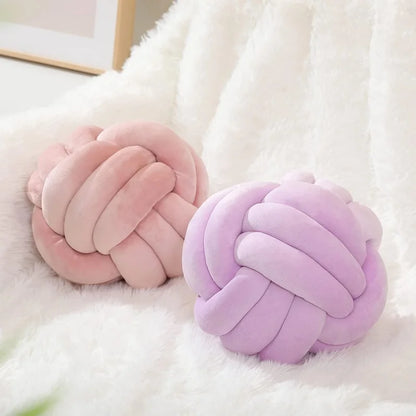 Coussin Boule Noué