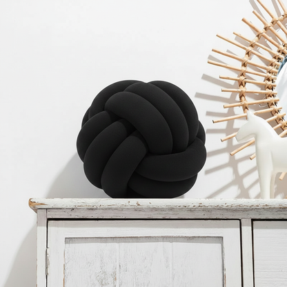Coussin Boule Noué